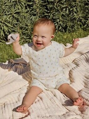 NWT Easy-Peasy Organic Cotton 3-Piece Set 18M Floral Shorts Onesie Tee
